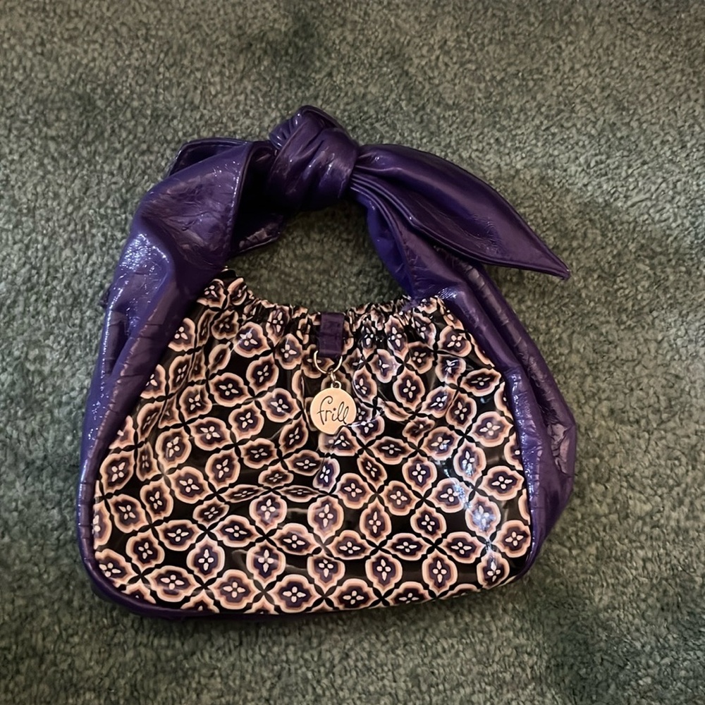 Vera Bradley Tippy Tie Little Frill Bag Simply Violet Purple Silver Charm